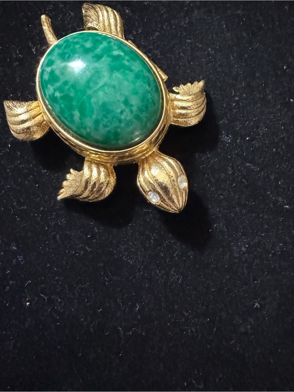 Vintage Avon Gold-Tone Turtle Perfume Compact with Green Stone Accent - Picture 2 of 4